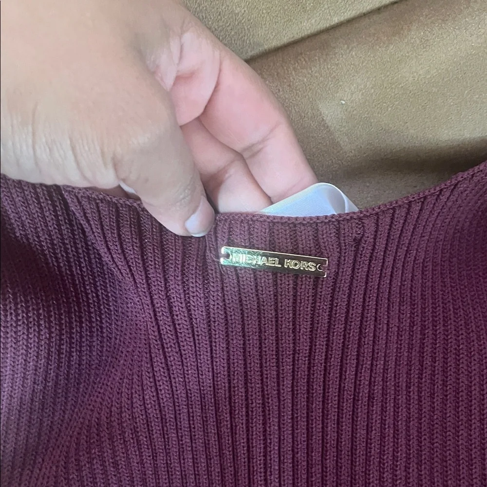 MICHAEL KORS SLEEVELESS V-NECK RIBBED SWEATER DRESS SIZE M Burgundy - Picture 5 of 5